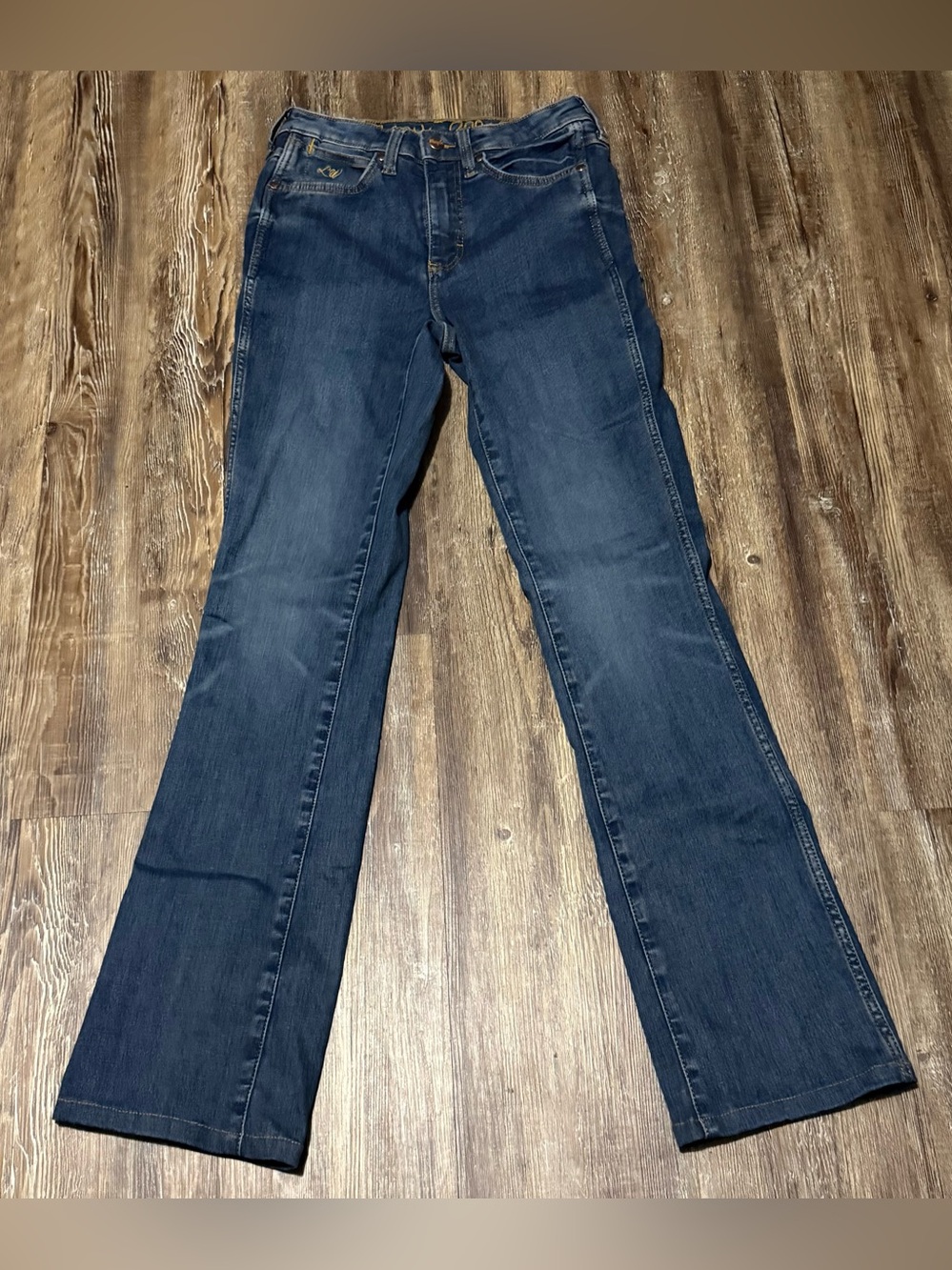 Lainey Wilson x Wrangler Bootcut Jeans Women's 27 Dark Wash High Rise Western
